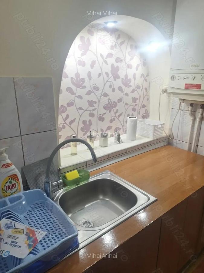 Inchiriez apartament cu 3 camere pe strada Toamnei micro 3. - 2