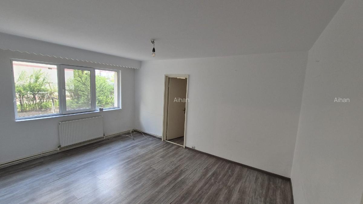 Vanzare apartament 2 camere (Zona LIDL) - 7