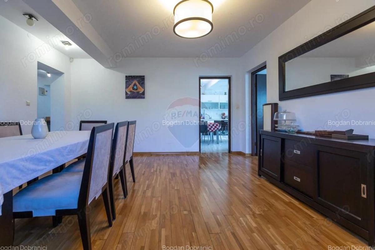 Vila cu 7 camere de vanzare in zona Centrala Ora?ul BUHU?I - 20 Vila cu 7 camere de vanzare in zona Centrala Ora?ul BUHU?I - 20