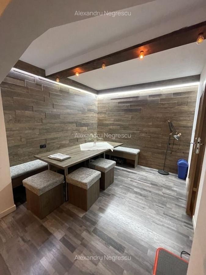 Casa S+P+E+M | 605 mp utili | 10 camere | 3 bucatarii | 4 bai | 3 terase | Garaj - 31