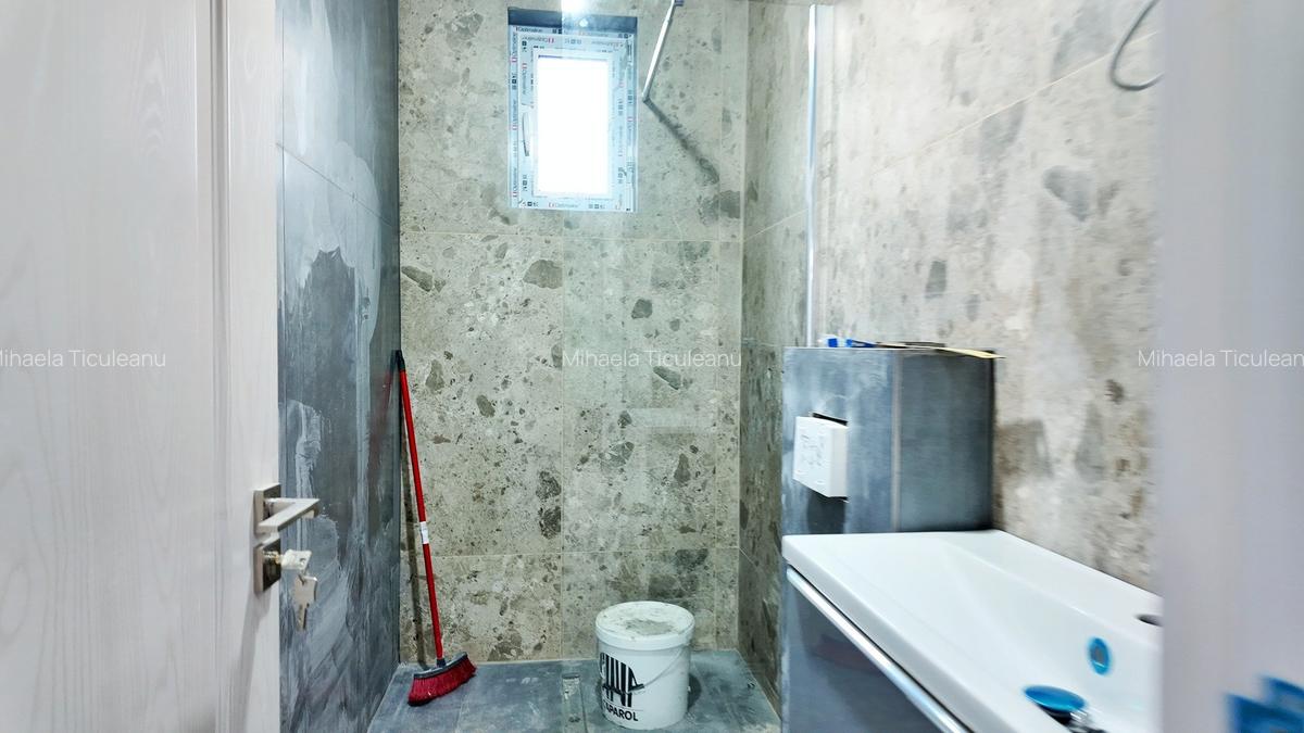 Vindem casa in Navodari zona de vile - 9