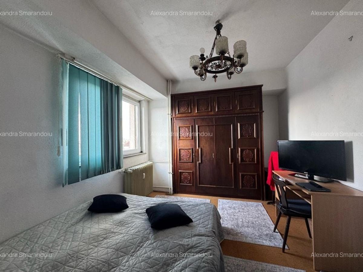 Apartament cu 3 camere decomandat în Titulescu - 4