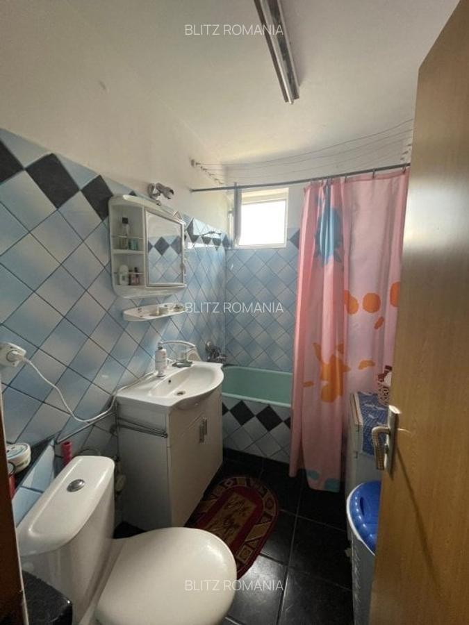 Apartament de vanzare, cu 5 camere, 88 mp, zona ultracentrala - 4
