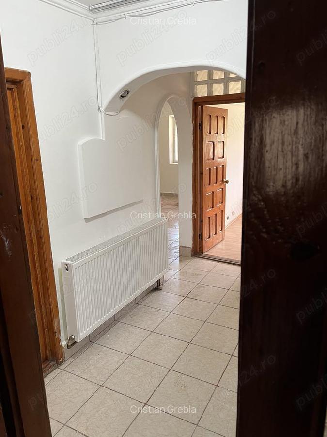 Spatiu comercial de inchiriat - 10
