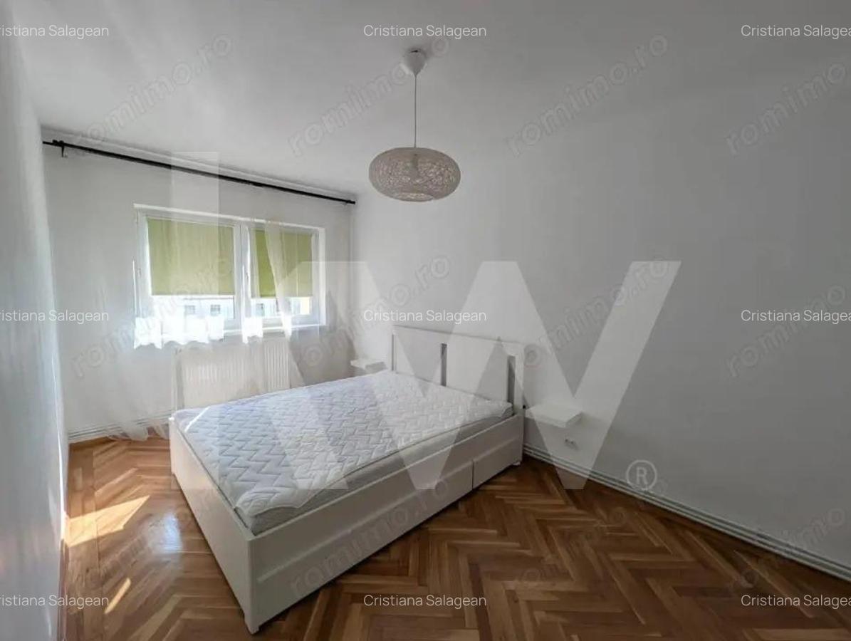 Apartament 4 camere de inchiriat - ?trand - 15