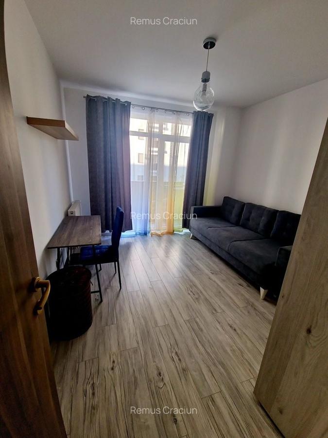 Vă propune spre  închiriere Apartament Modern cu 3 Camere în zona Sopor - 7