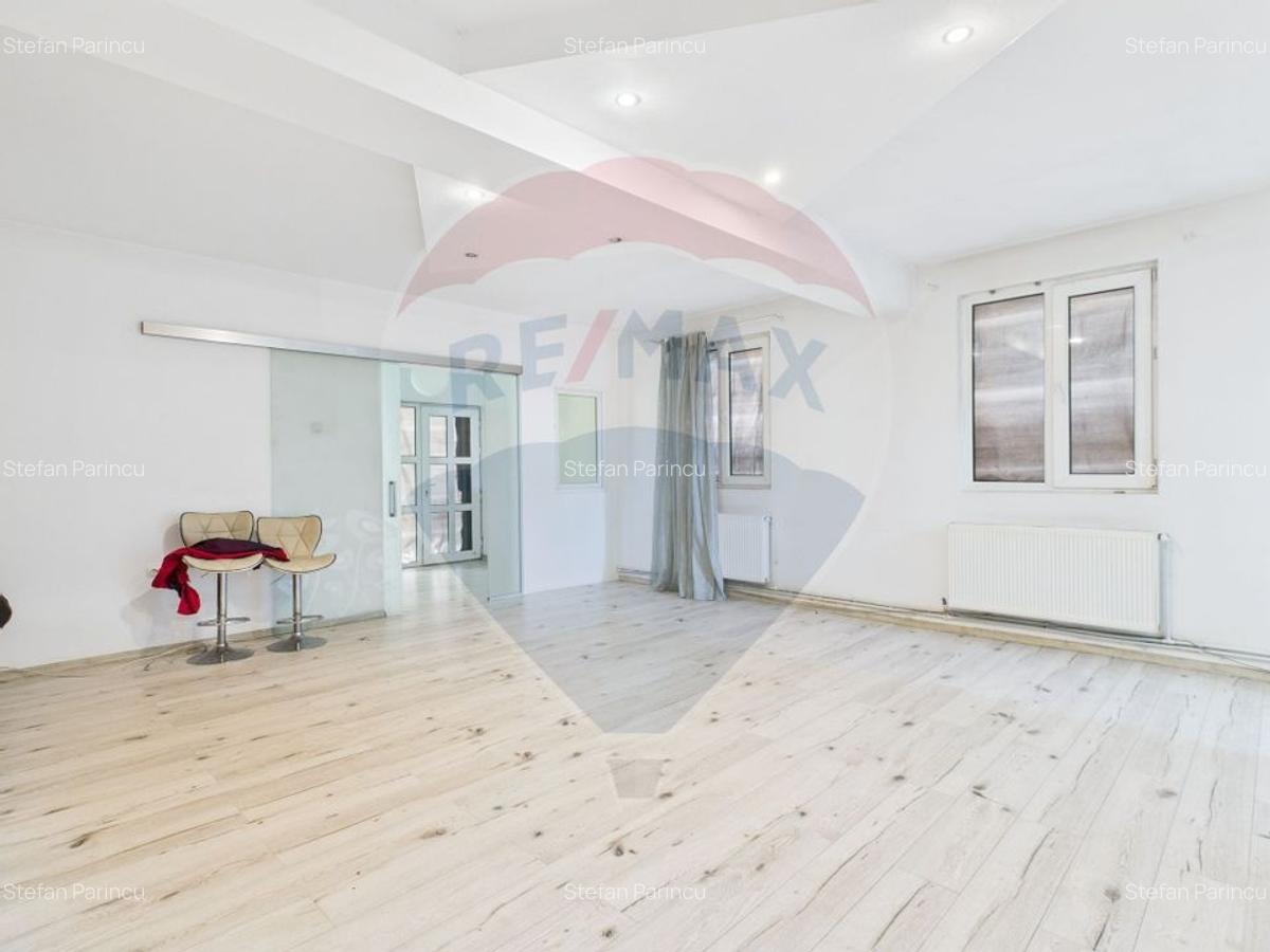 Casa cu 5 camere si 300mp curte, de inchiriat in zona Bd. Gloriei - 7