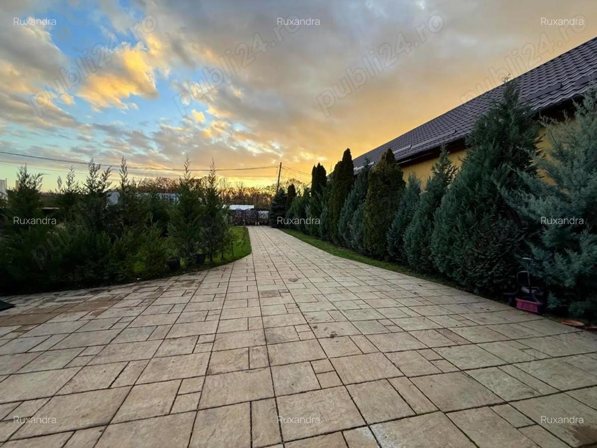 Casa ,Vila langa padure ,teren + livada 4500mp, JACUZZI, Panouri 10kw - 4