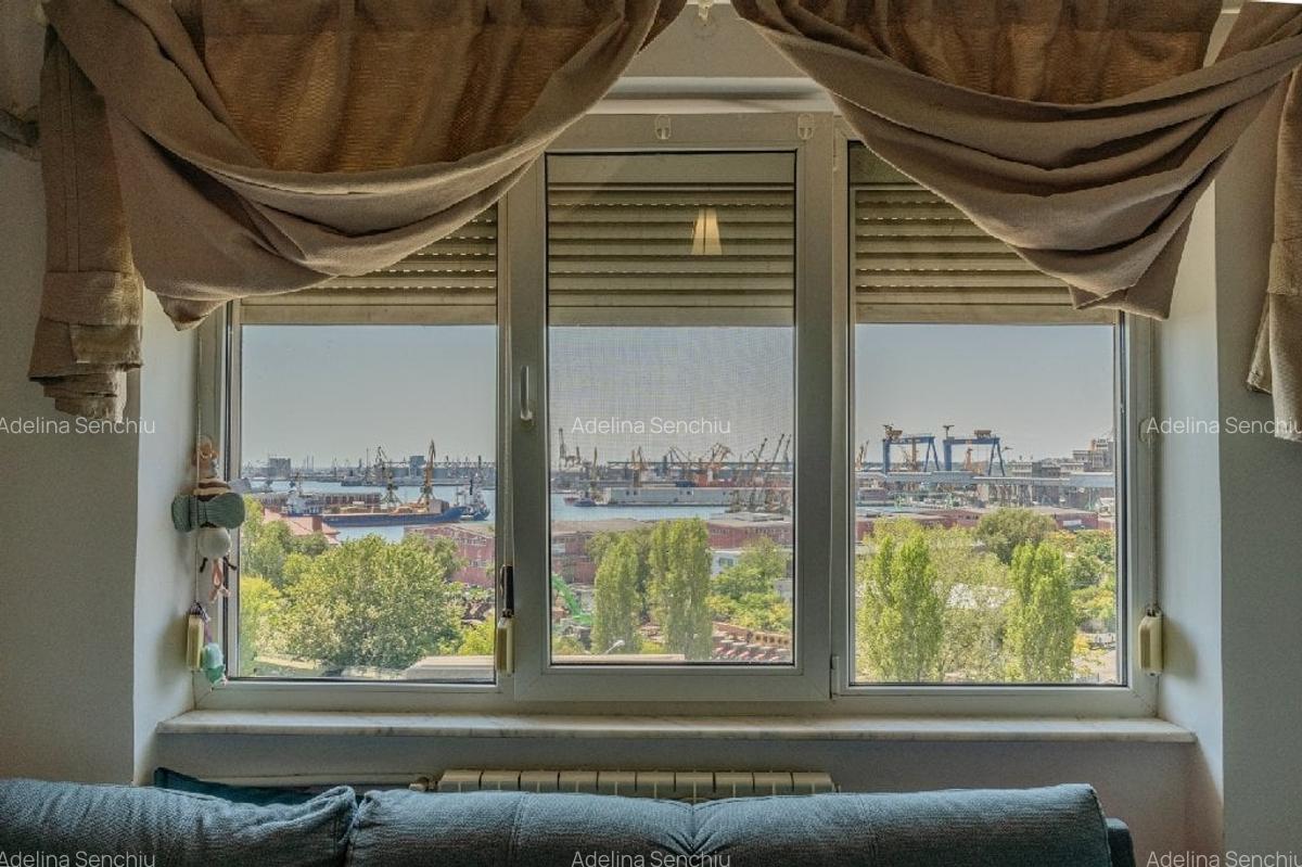 Apartament 3 camere | Piata Ovidiu | Vedere spre mare si port - 3