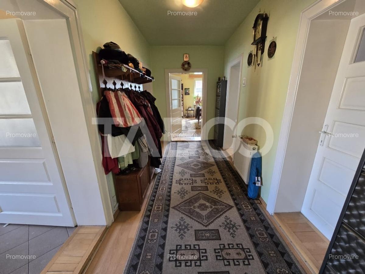 Casa individuala de vanzare teren 972 mp 2 garaje zona Sub Arini Sibiu - 12