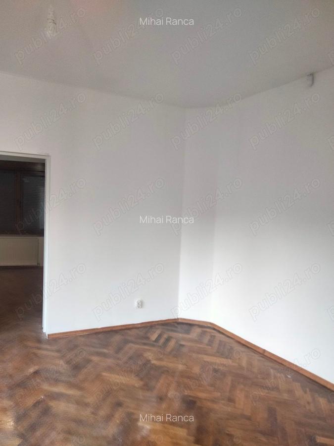 Dau in chirie pt firme casa 3 camere, garaj, curte gradina zona Unic - 1