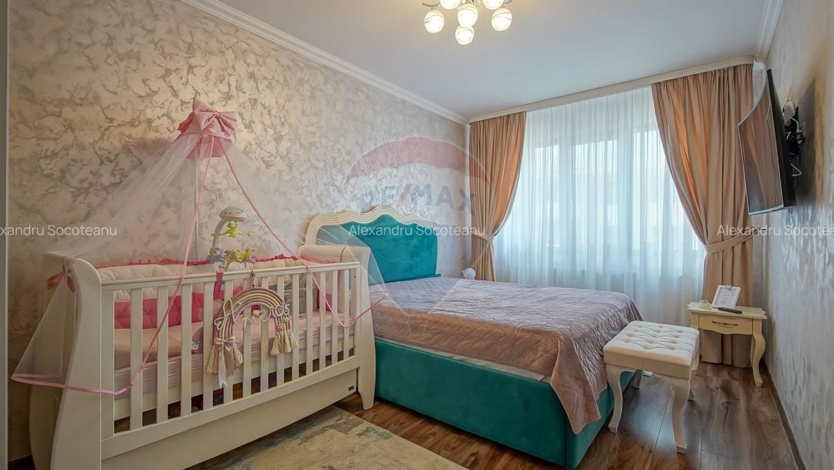Apartament cu 4 camere decomandat, mobilat în Tractorul - 13