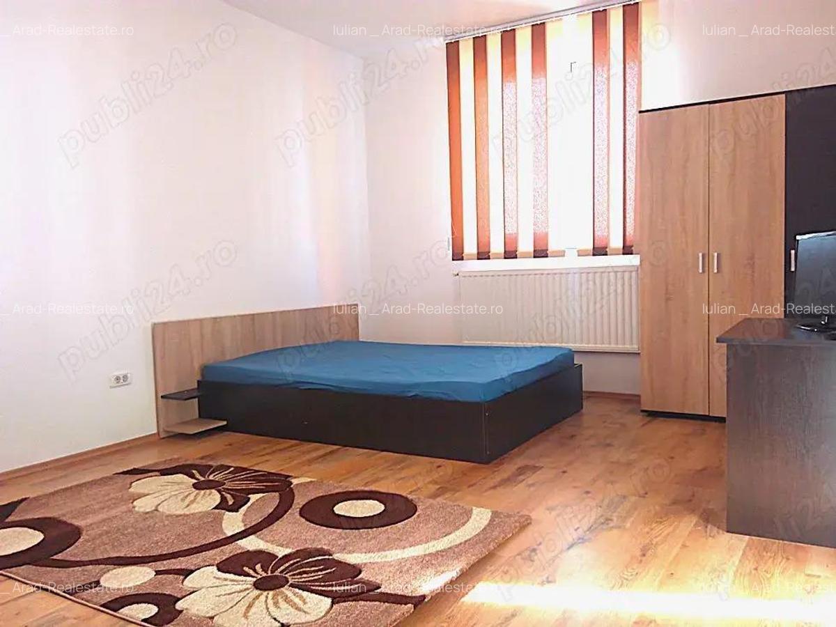 Garsoniera Apartament 1 camera - tip studio, zona Micalaca 300 Arad - 1