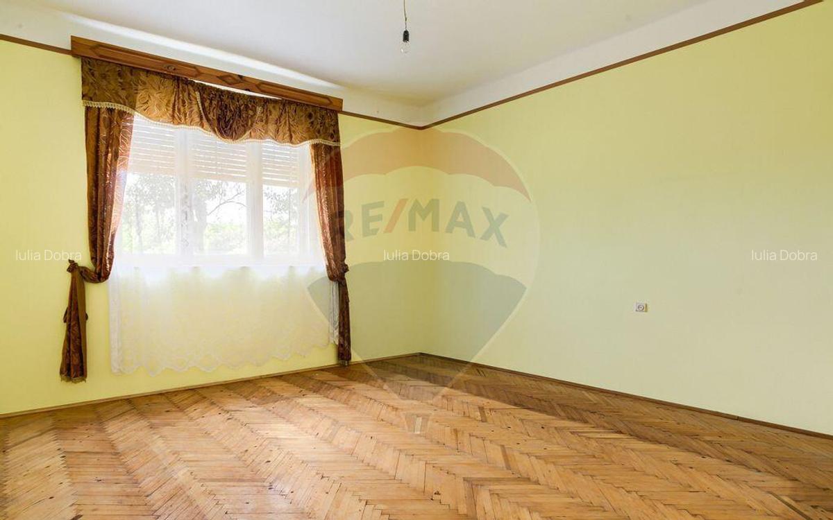 Casa solida cu 4 camere, demisol ?i garaj Pecica - 7