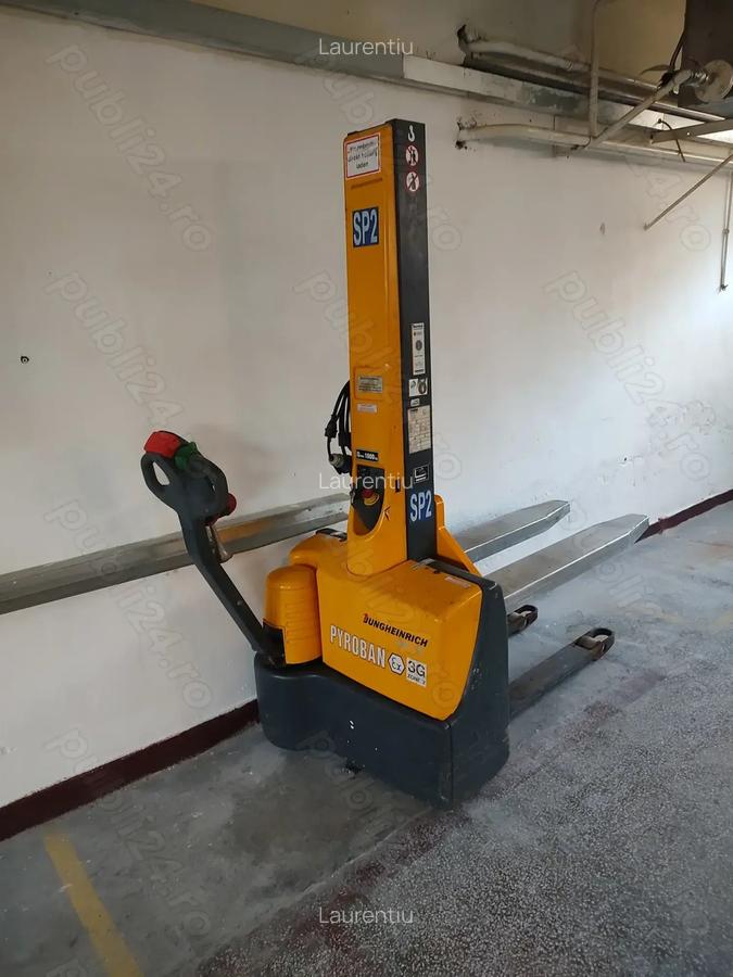 Inchiriez hala spatiu comercial depozit spatiu productie fabrica de confectii - 4