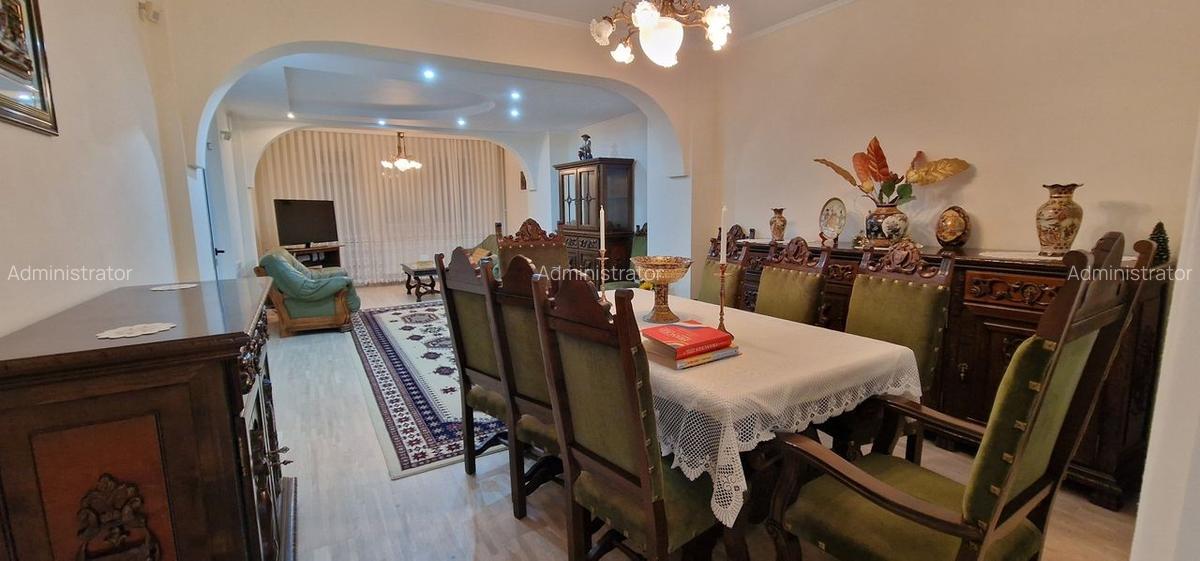 Coiciu, o vila construita pe cadre de beton, bine compartimentata. - 2