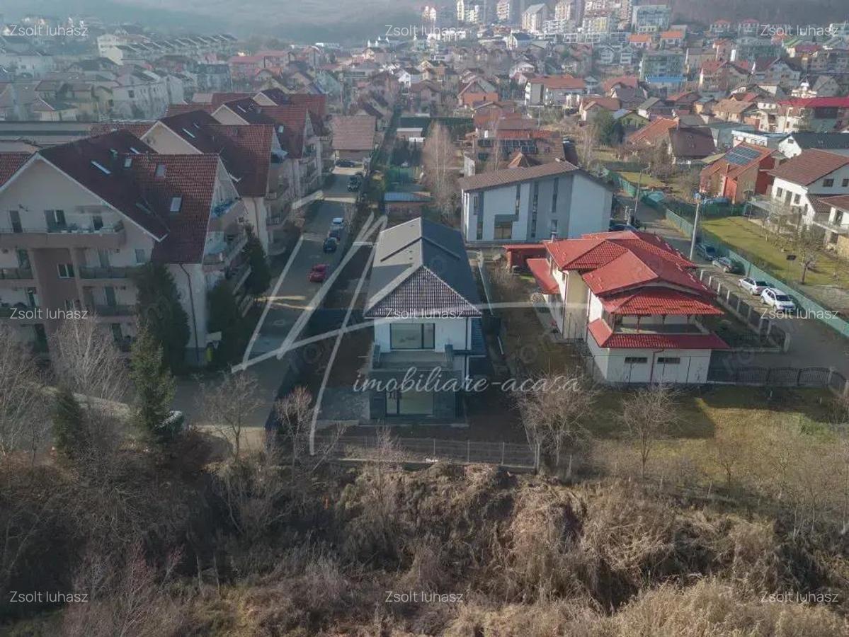 Casa tip duplex intr-o zona rezidentiala de case din zona Campului - 3