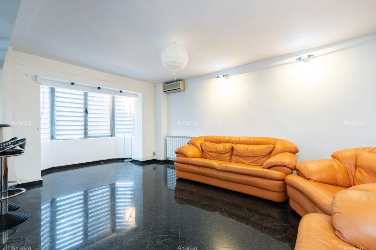 I De vanzare I 3 camere I Decebal stradal I et. 1, ideal investitie I - 4