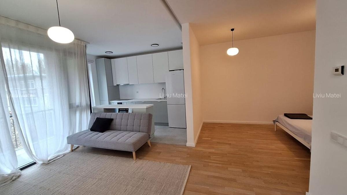 Timpuri Noi- Metrou - 21