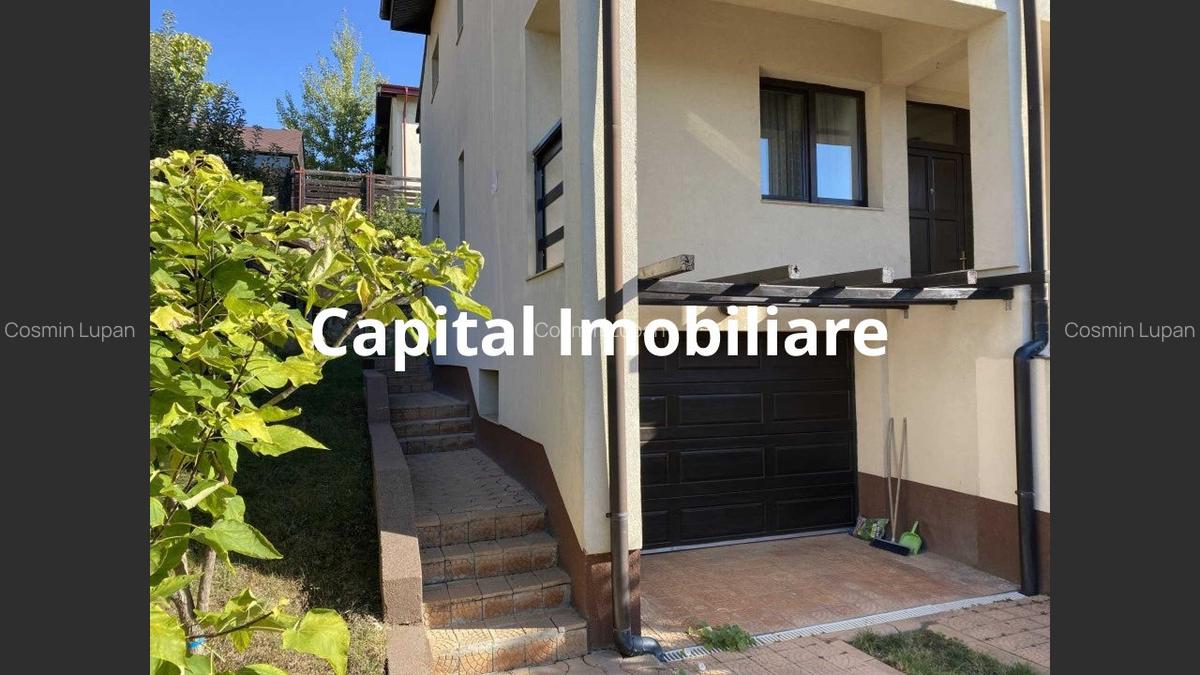 Vilă de vânzare, 9 camere, 240 mp, Bucium - 1
