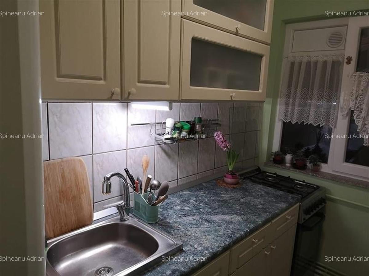 3 camere  Cetatii centrala proprie - 6
