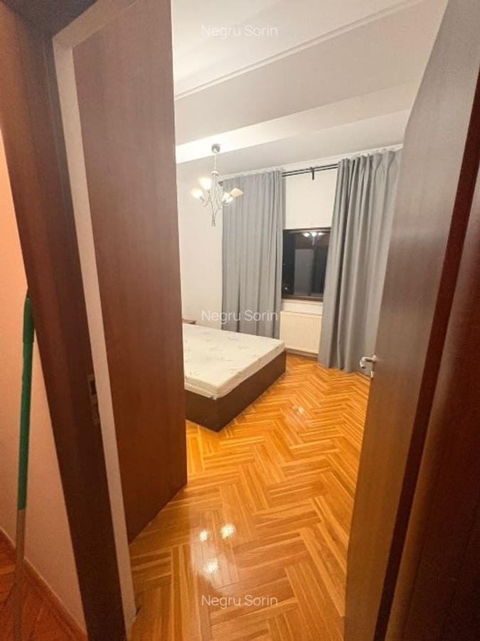 Apartament 3 camere , boxa, loc parcare, șos. Chitilei - școala Costeasca - 6