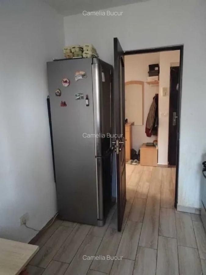 Apartament cu 2 camere- zona Podu Ros - Lic. Dimitrie Cantemir - 3