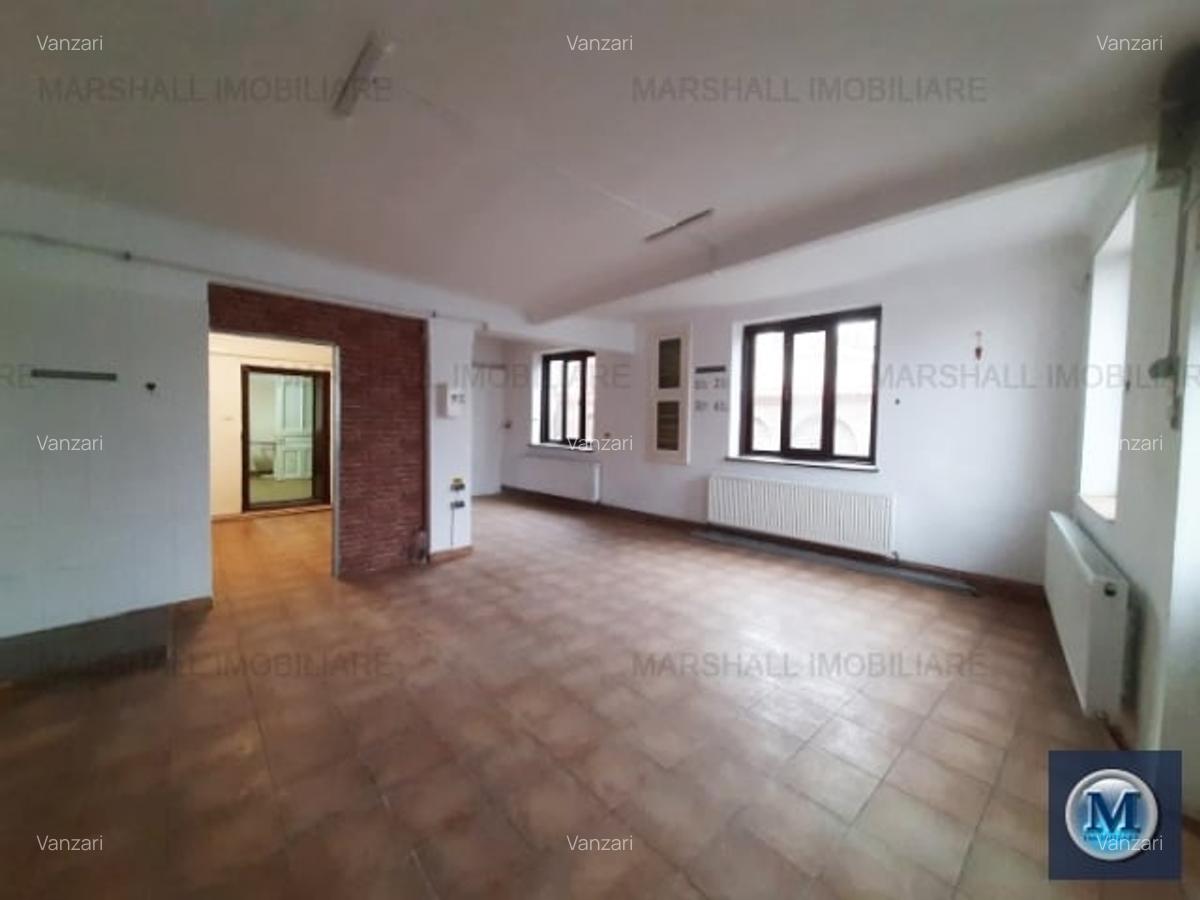 Casă cu 11 camere în Gheorghe Doja - 9