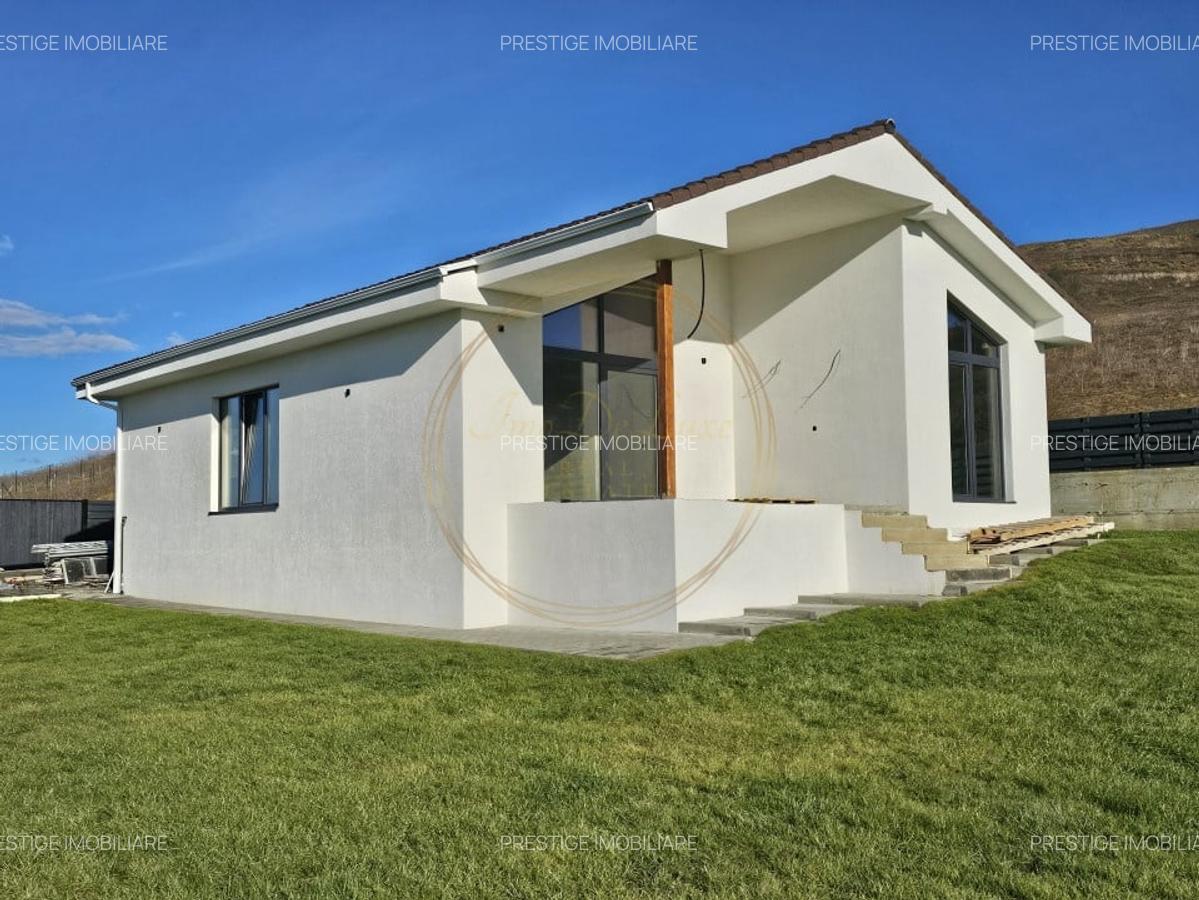 Casa individuala 1 nivel, teren 900 mp, 107 mp utili, 4 cam, com. Jucu - 5 Casa individuala 1 nivel, teren 900 mp, 107 mp utili, 4 cam, com. Jucu - 5