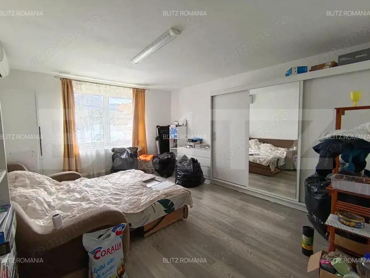 Casa cu 3 camere in suprafa?a de 140 mp - 11