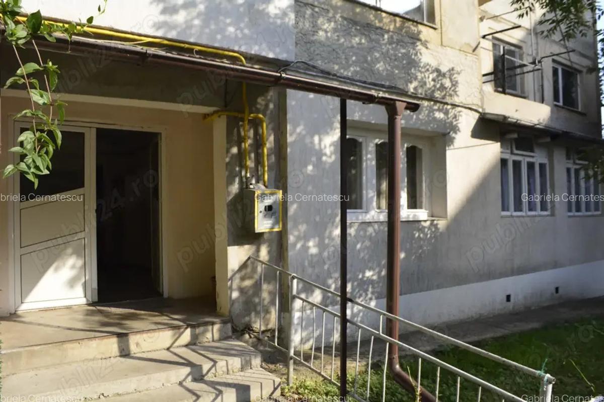 Apartament de vanzare cu 3 camere - 4