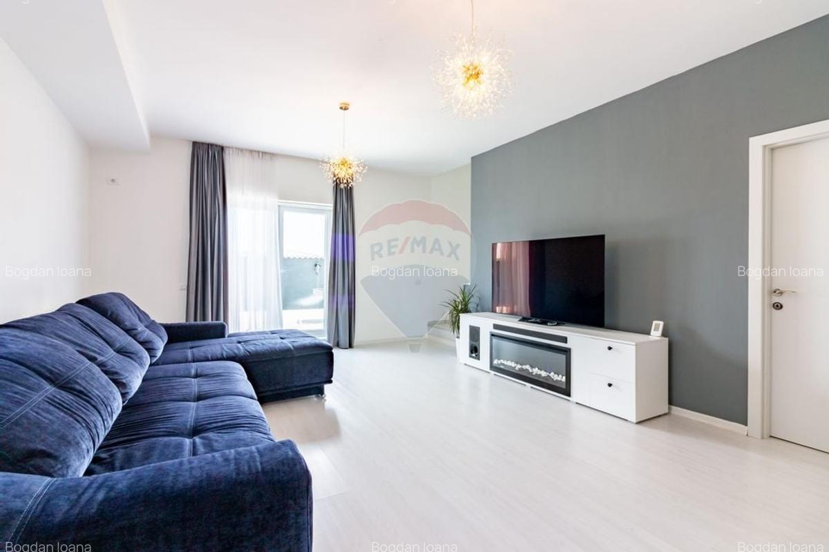De vanzare Casa / Vila cu 4 camere de vanzare in Tunari - 13