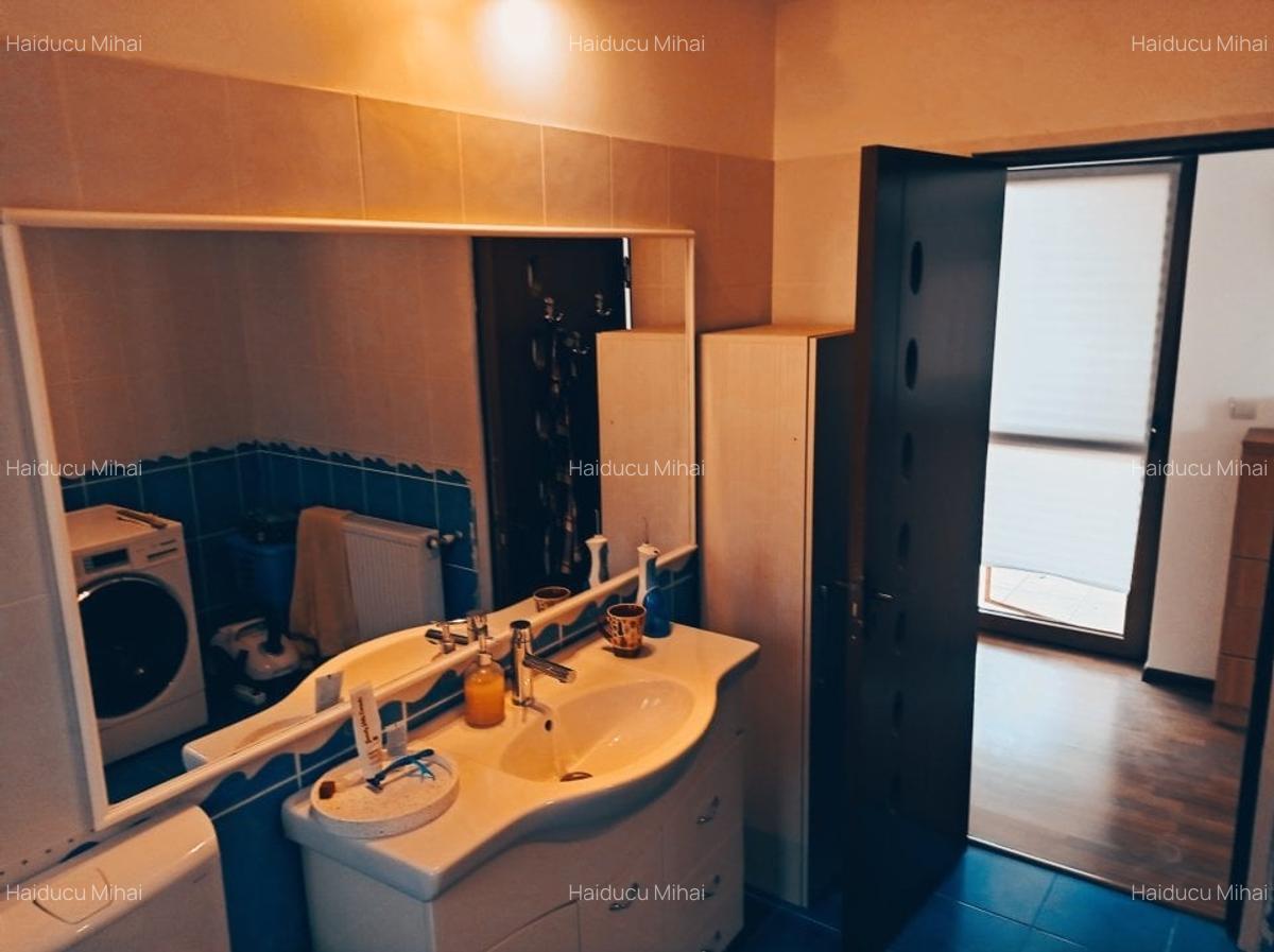 Casa / vila Bascov , mobilata / utilata , finisaje moderne ! - 14