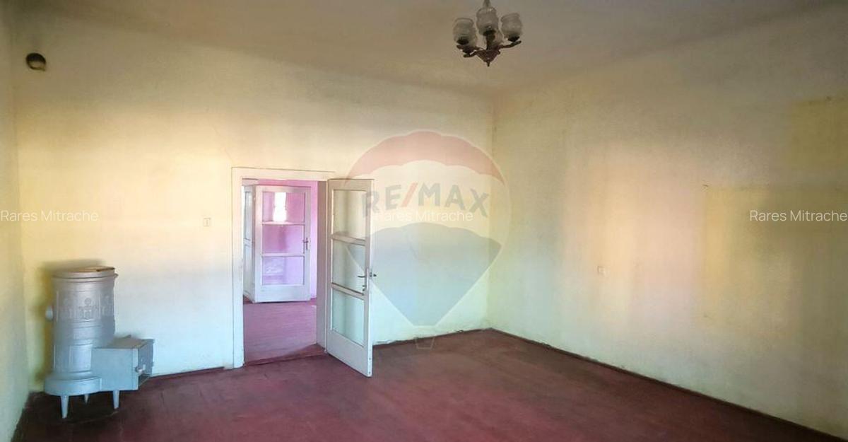 Casa cu istorie in inima Dumbraveniului 15 min. de... - 16