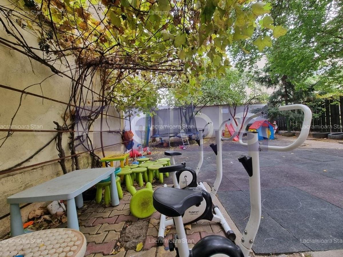 DE INCHIRIAT VILA  D+P+1+2 + CURTE | ZONA PARCUL CAROL - 34