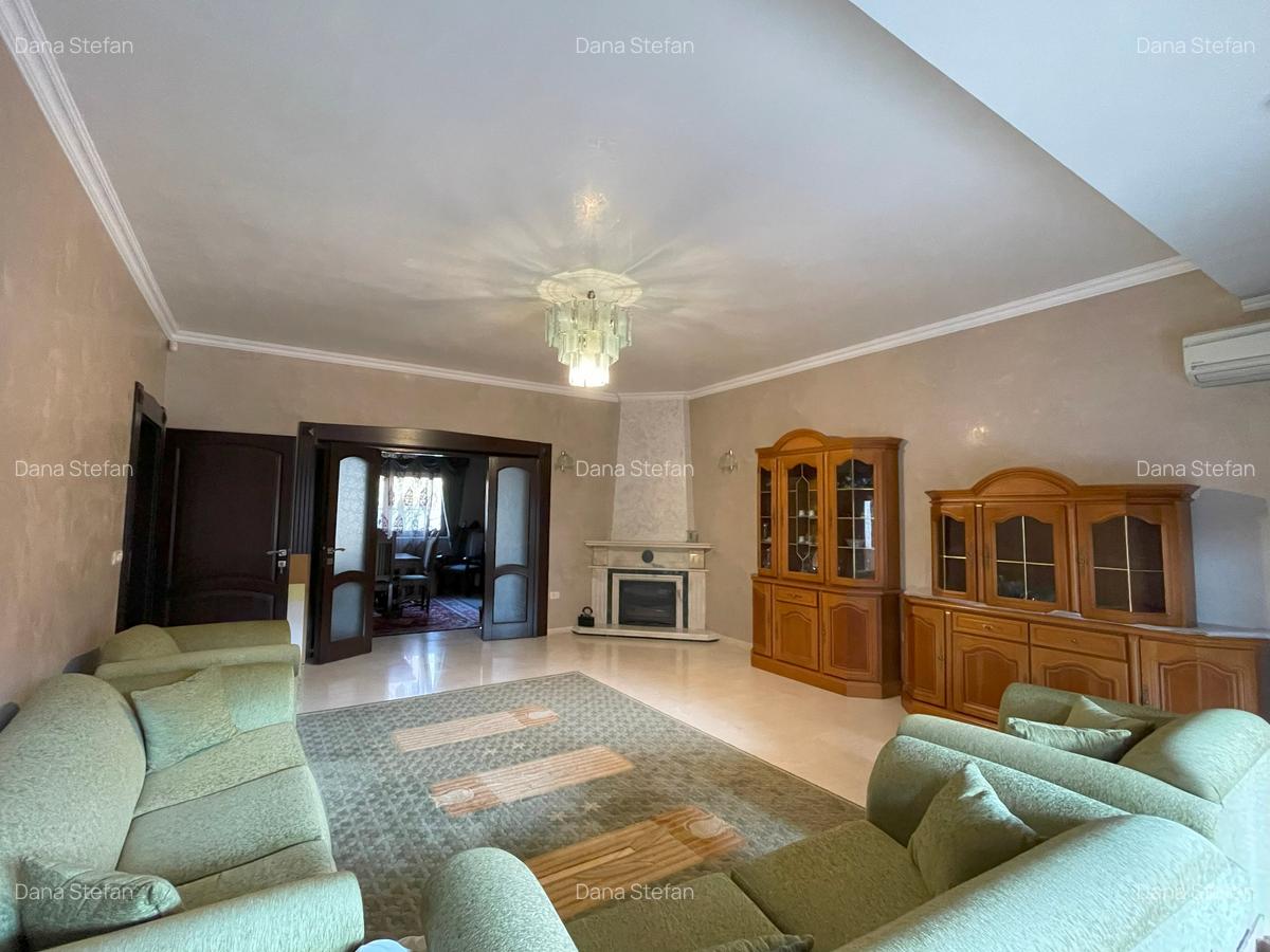 Casă cu 8 camere în Bucureștii Noi - 2