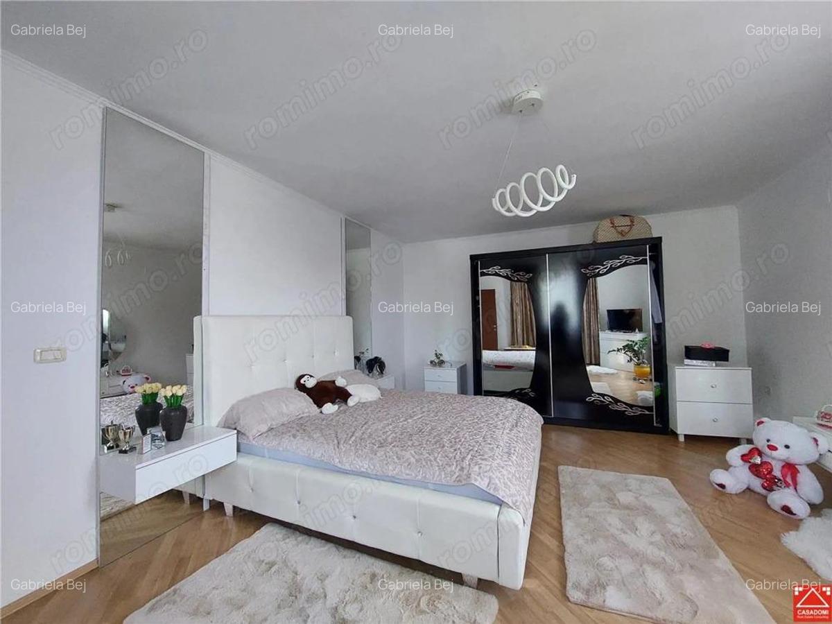 Casa mare pentru 2 familii sau pentru afacere - 2