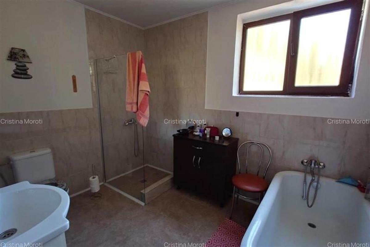 Casă cu 3 camere în Central - 6