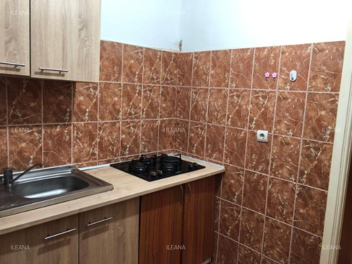 Se vinde garsonieră 22 metri, parter - 5
