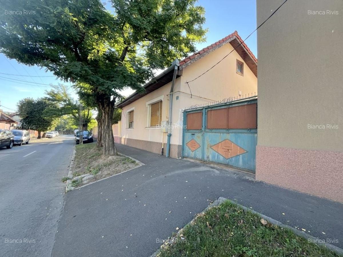 Casă de vânzare în Ronat - comision 0% - 23