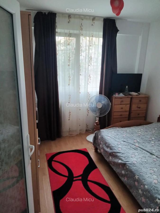 Camera de inchiriat in apartament cu 2 camere - 1