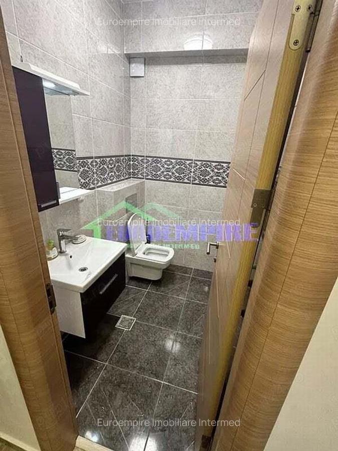 Apartament 3 camere de inchiriat zona Faleza Nord, BLOC NOU - 8 Apartament 3 camere de inchiriat zona Faleza Nord, BLOC NOU - 8