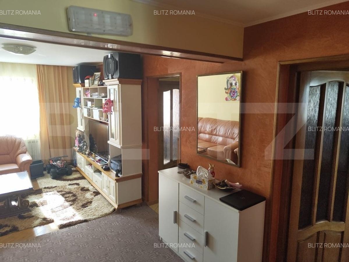 Apartament 3 camere, 70mp, Radauti - 2