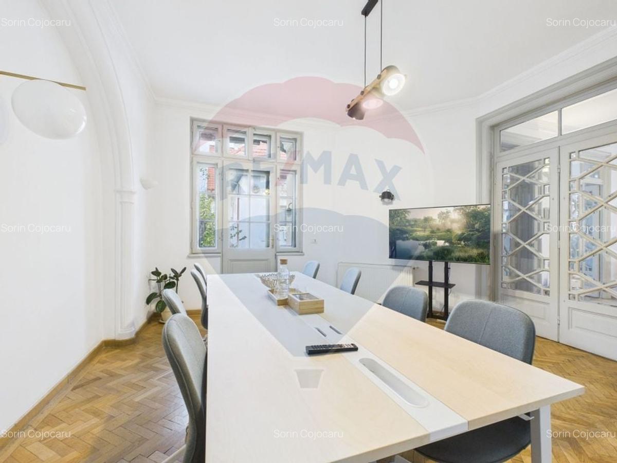 Vila interbelica cu personalitate - 19