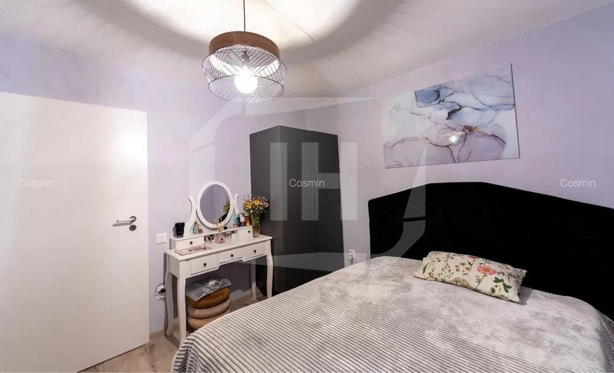 Apartament cu 3 camere semidecomandat în Central - 4