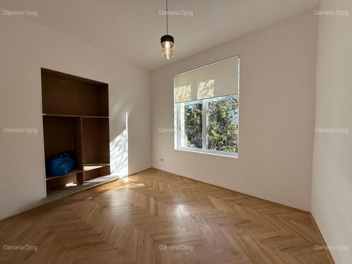 Vilă elegant renovata pentru business de prestigiu - 16