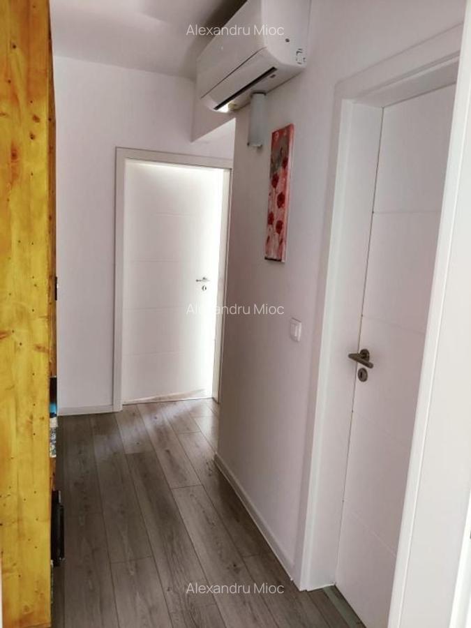 Nou. Spatios - 90 mp utili + terasa.  Complet mobilat si utilat. Langa Eso. - 15