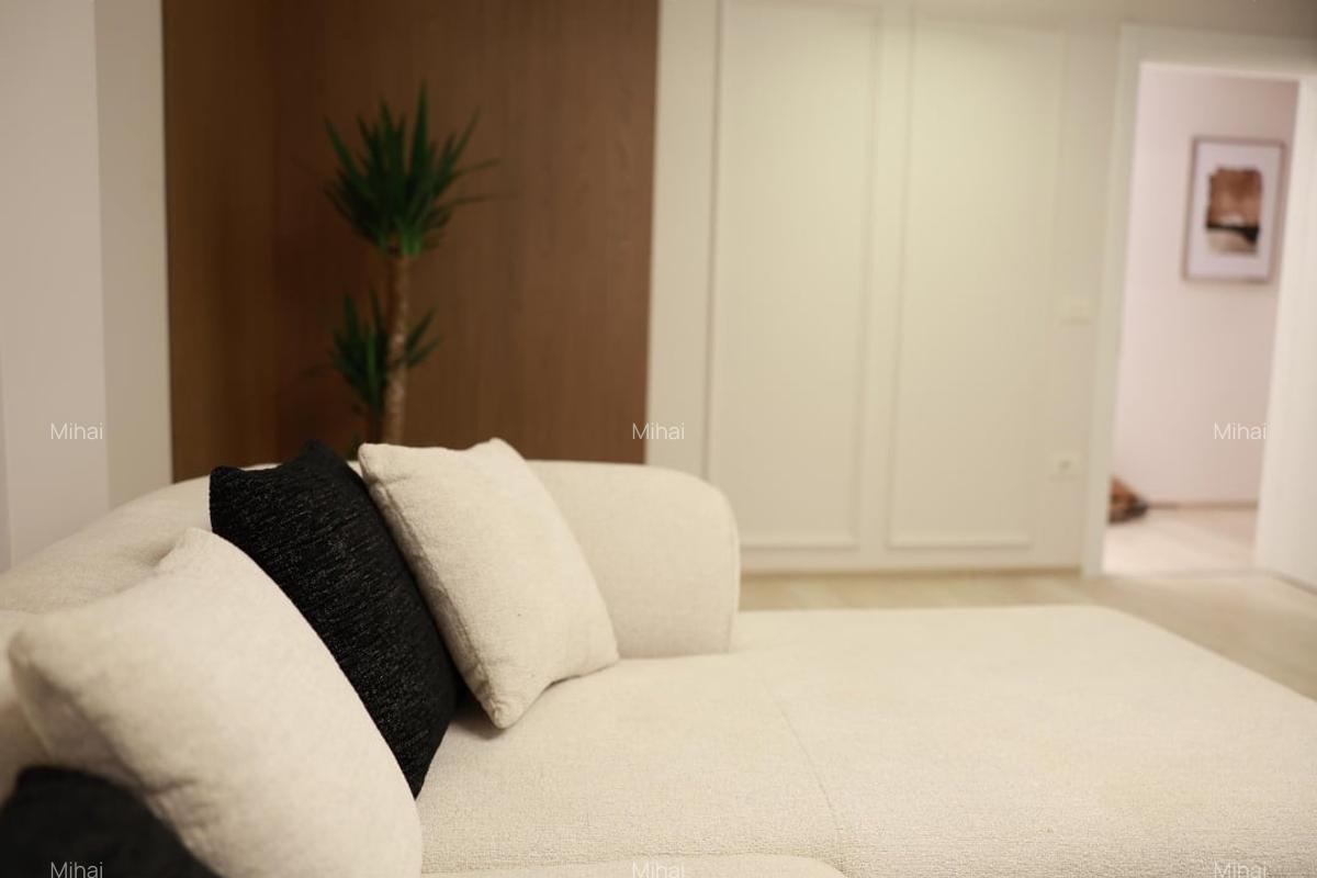 𝐏𝐄𝐍𝐓𝐇𝐎𝐔𝐒𝐄  + 𝐩𝐚𝐫𝐜𝐚𝐫𝐞 𝐬𝐮𝐛𝐭𝐞𝐫𝐚𝐧𝐚̆ + 𝐛𝐨𝐱𝐚̆ - 5