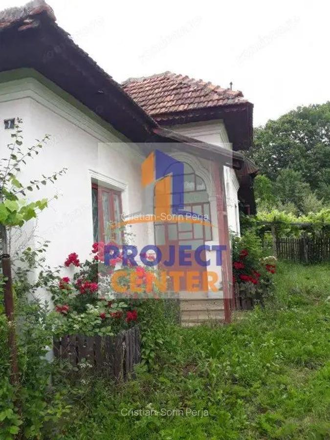 Casa si teren in comuna Cepari - 1