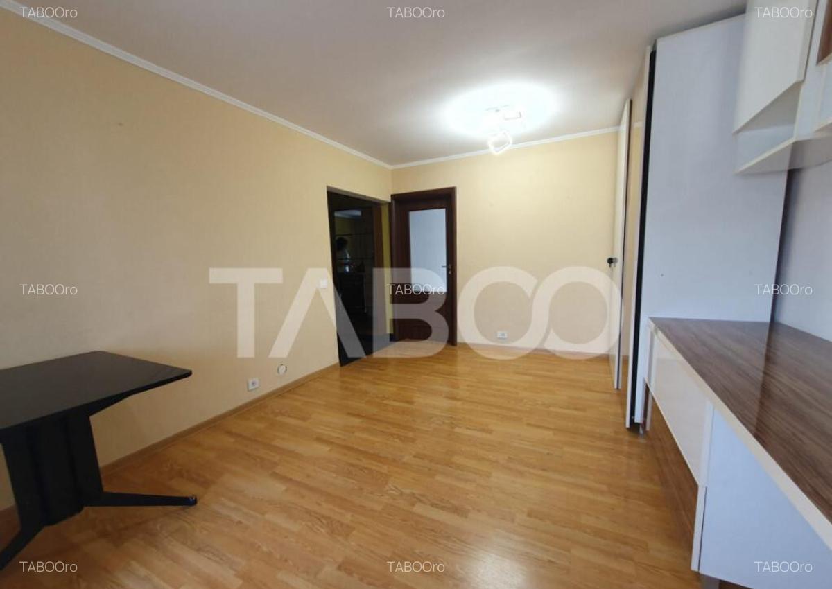 Apartament 2 camere 52 mp utili decomandat etaj 1 zona Campu - 2